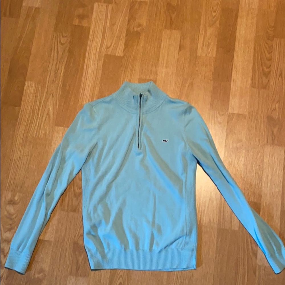 Women’s Vineyard Vines sweater